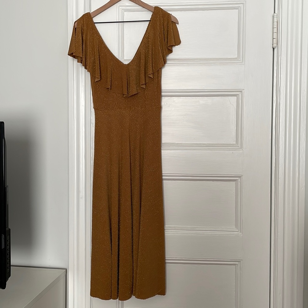Sparkly gold dress